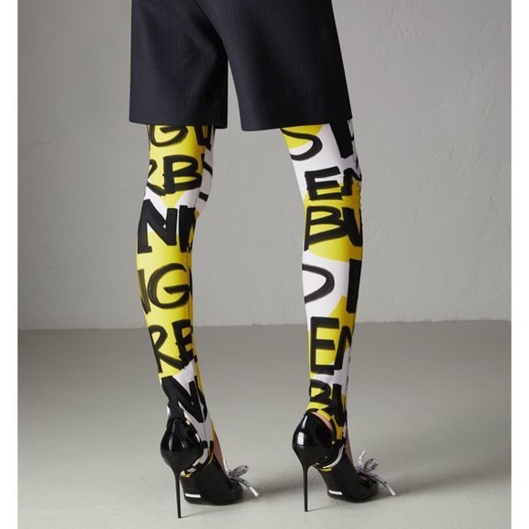 burberry new & authentic graffiti stirrup leggings - Picture 5 of 16